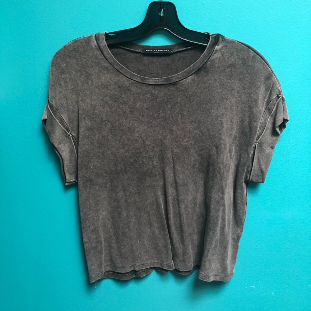 distressed crop • brandy melville